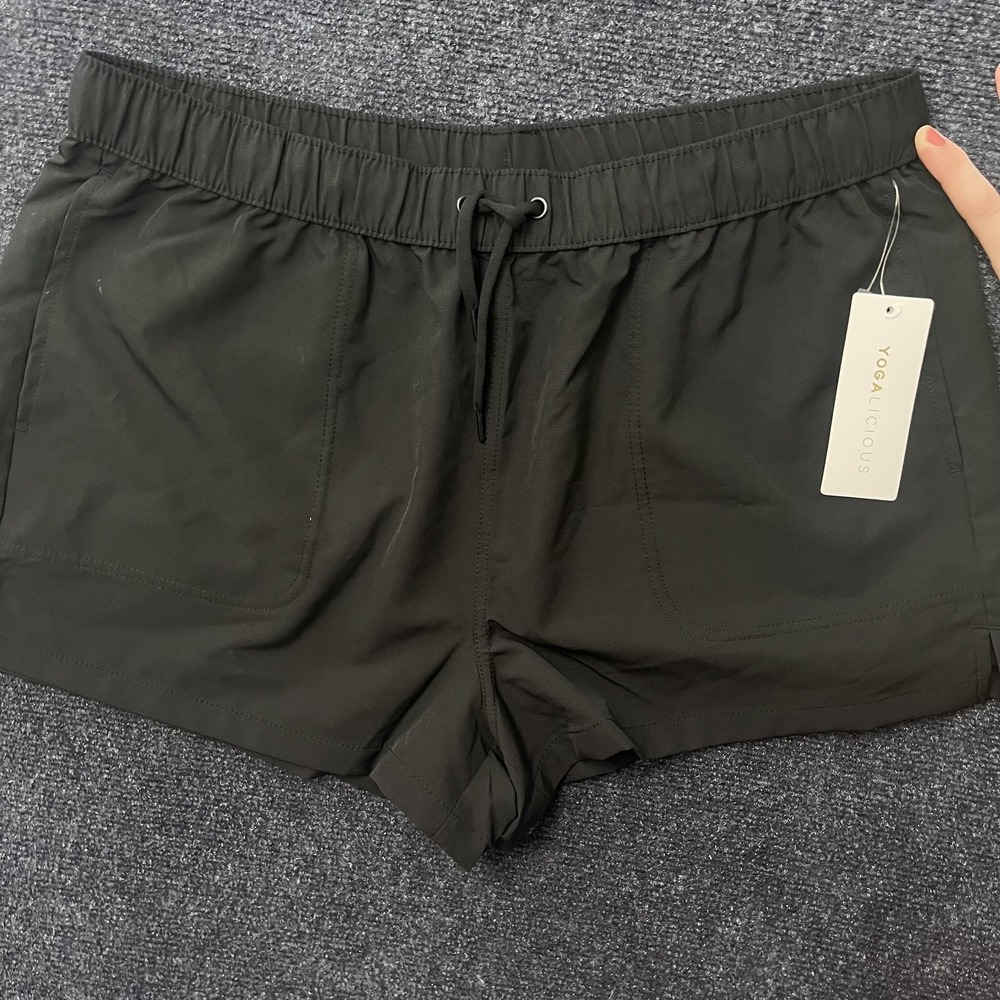 Yogalicious Shorts Womens XL Black Citylite‎ Hailey Lined 3" Athletic Yoga